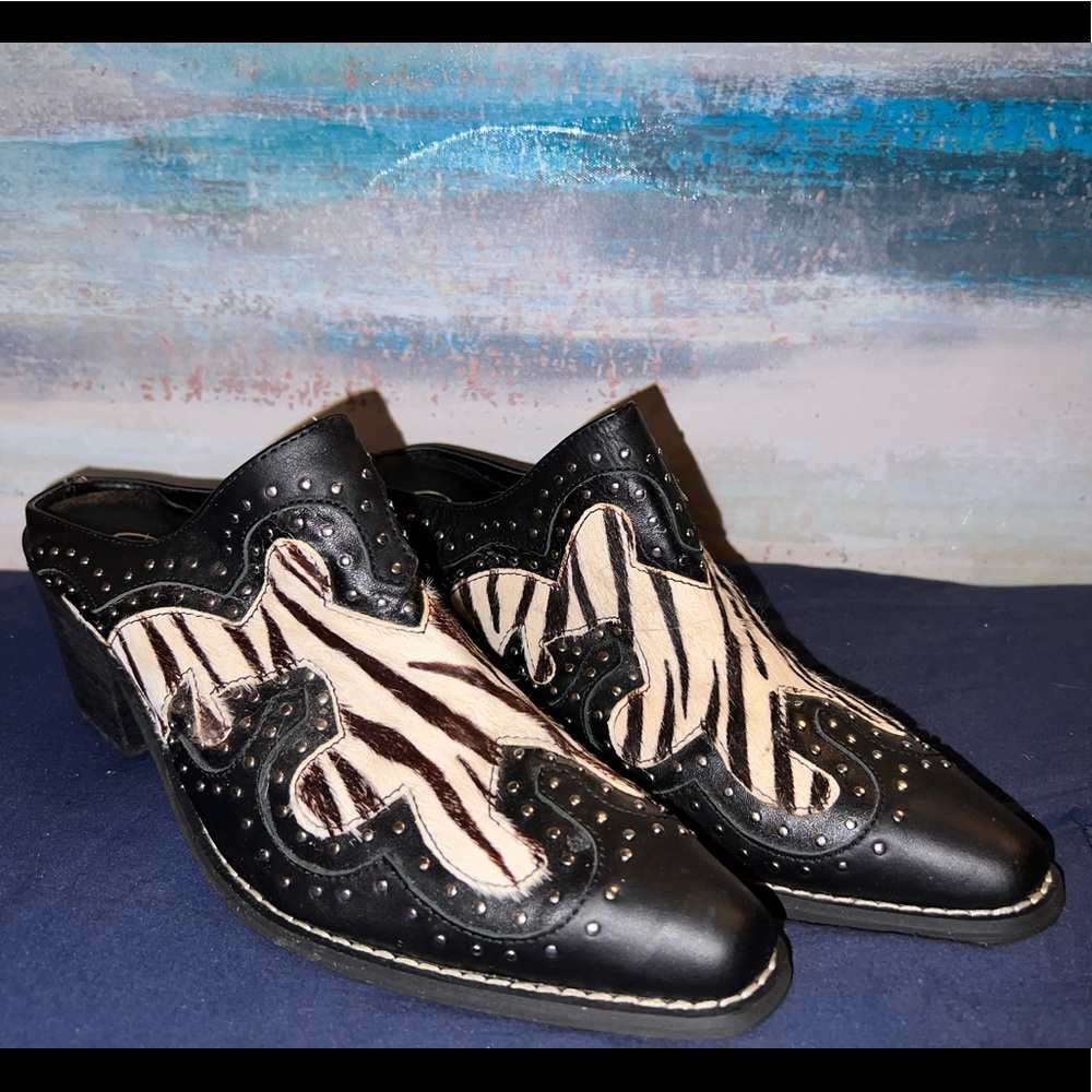 Black and White Mules